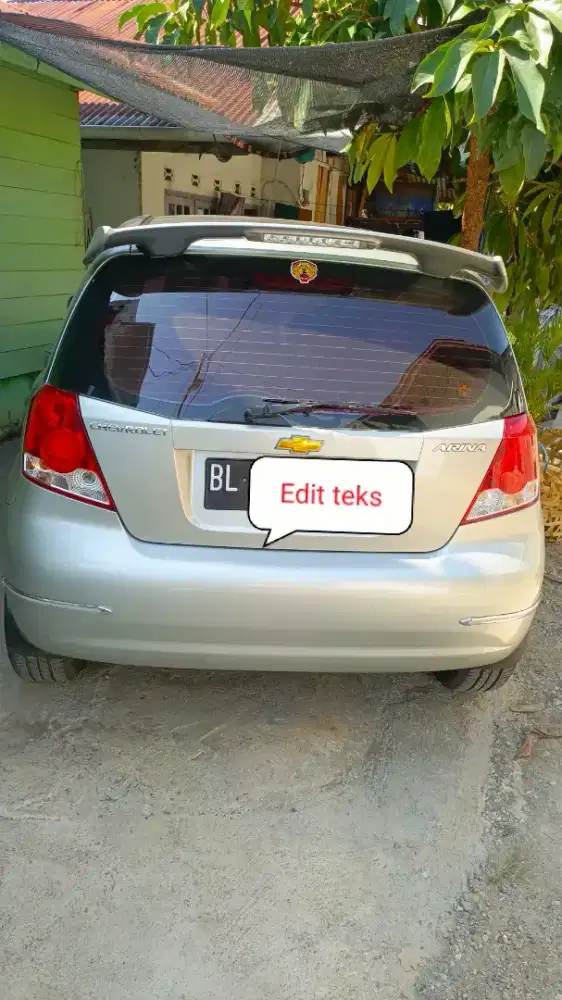 Jual mobil kesayangan.