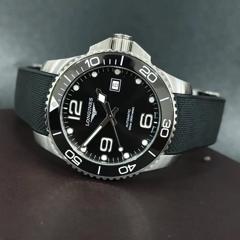 [For Sale] Longines HydroConquest L3.782.4.56.9 Ceramic Bezel 43mm