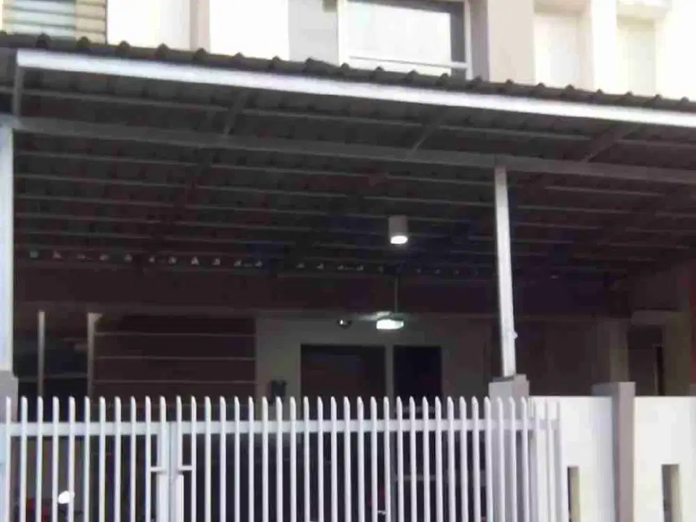 DIJUAL CEPAT BU  Rumah Semi Furnished Di Cluster Poris Paradise Exclusive 2