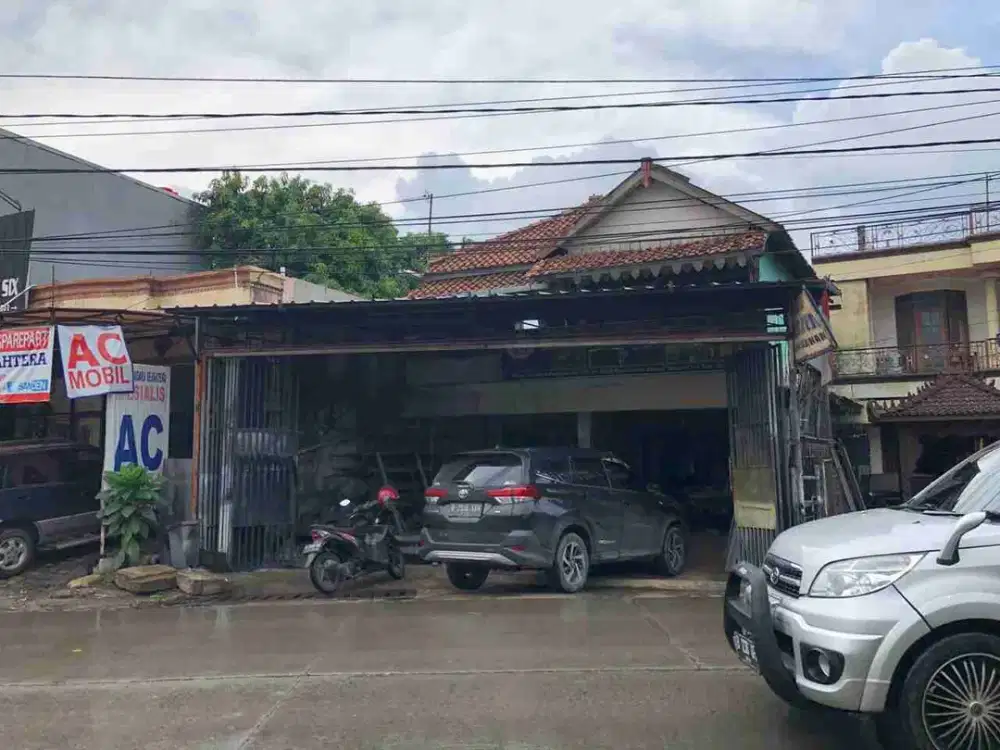 Dijual Cepat melalui LELANG Rumah induk dan tempat usaha