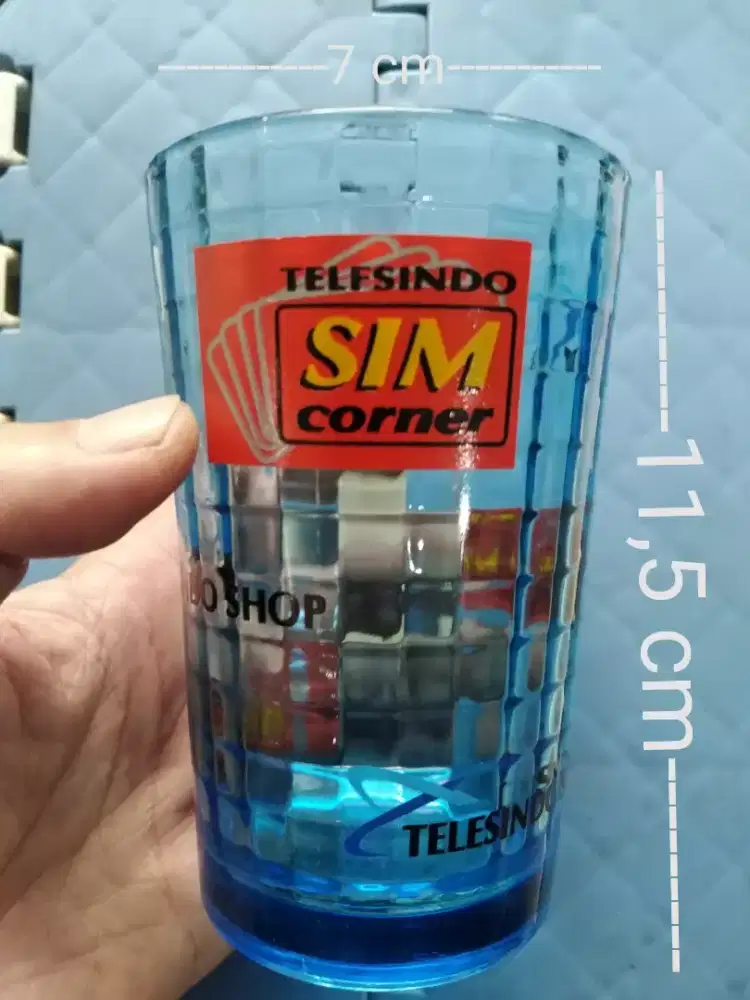 Gelas jumbo kaca biru