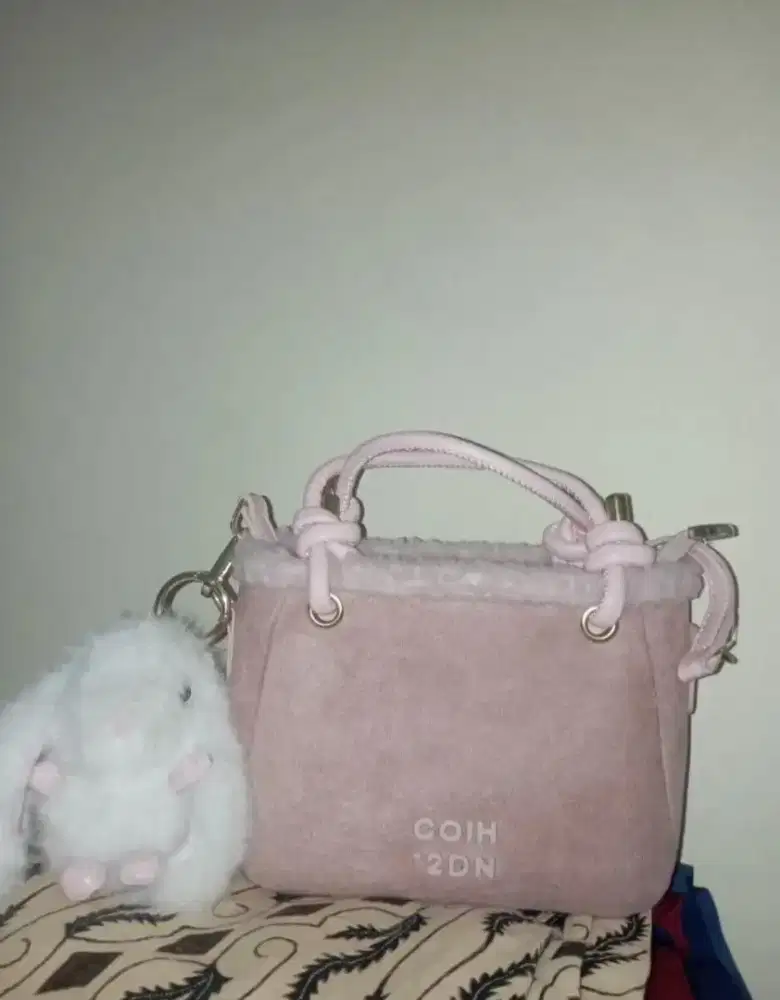 tas selempang free gantungan kelinci
