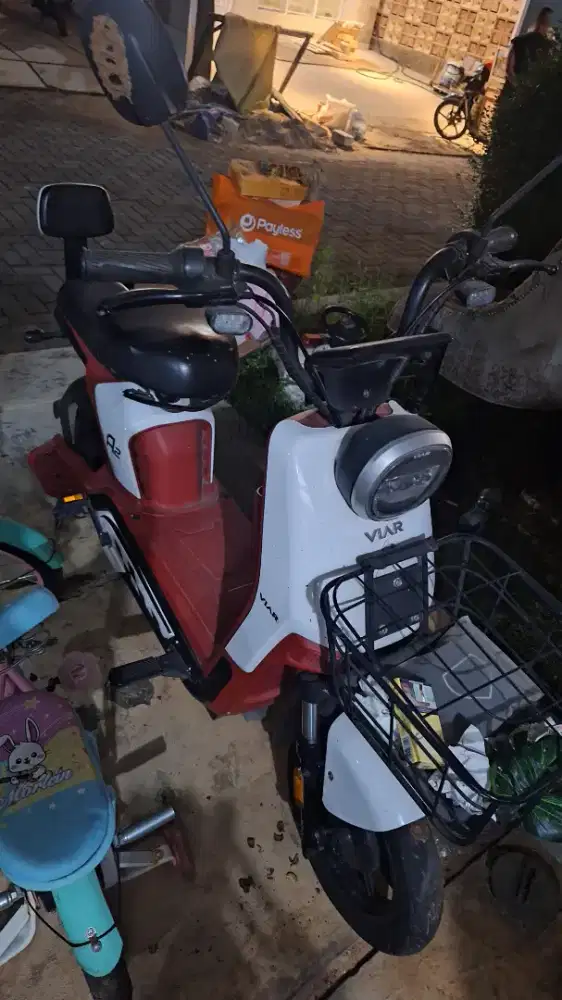 Sepeda Listrik VIAR A2