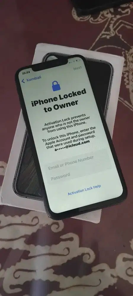 iPhone XS 64GB Lock iCloud