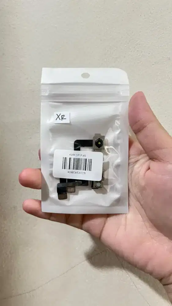 kamera depan ip XR