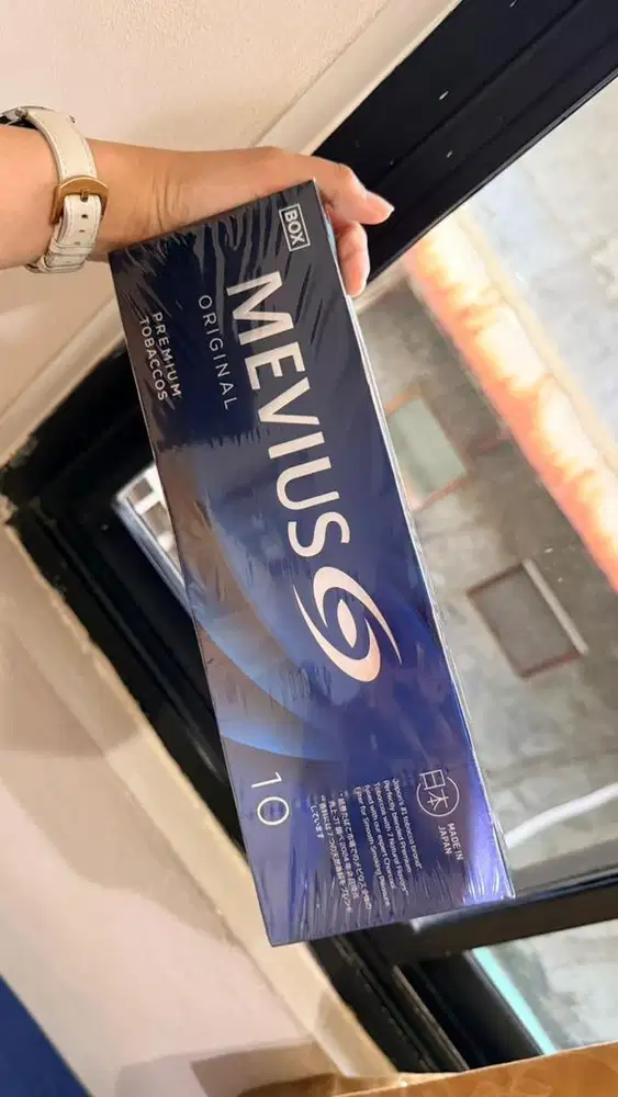 MEVIUS ORIGINAL - Rokok Jepang