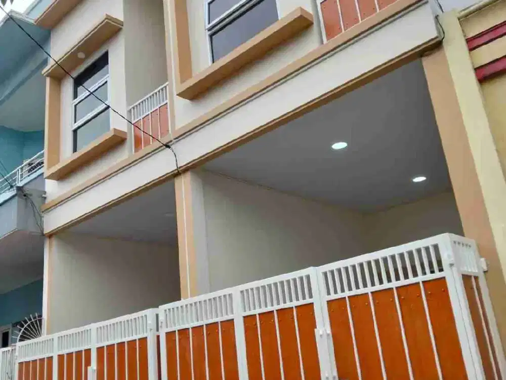 DIJUAL RUMAH MINIMALIS BEBAS BANJIR 2 LANTAI DI PORIS INDAH  SIAP HUNI