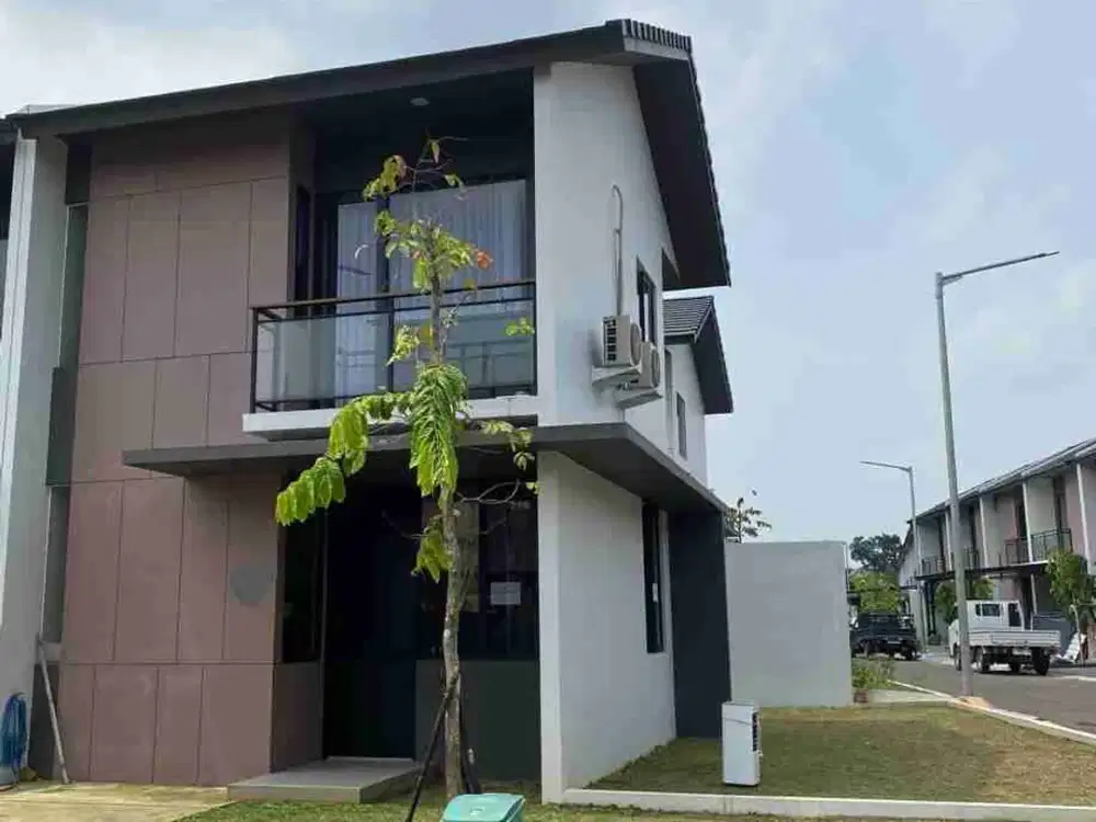 DISEWAKAN RUMAH HOEK DI CENDANA CREST, PARK SERPONG