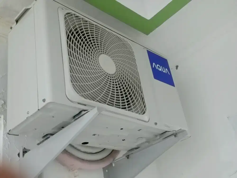Ac like new 1/2 PK  seperti baru