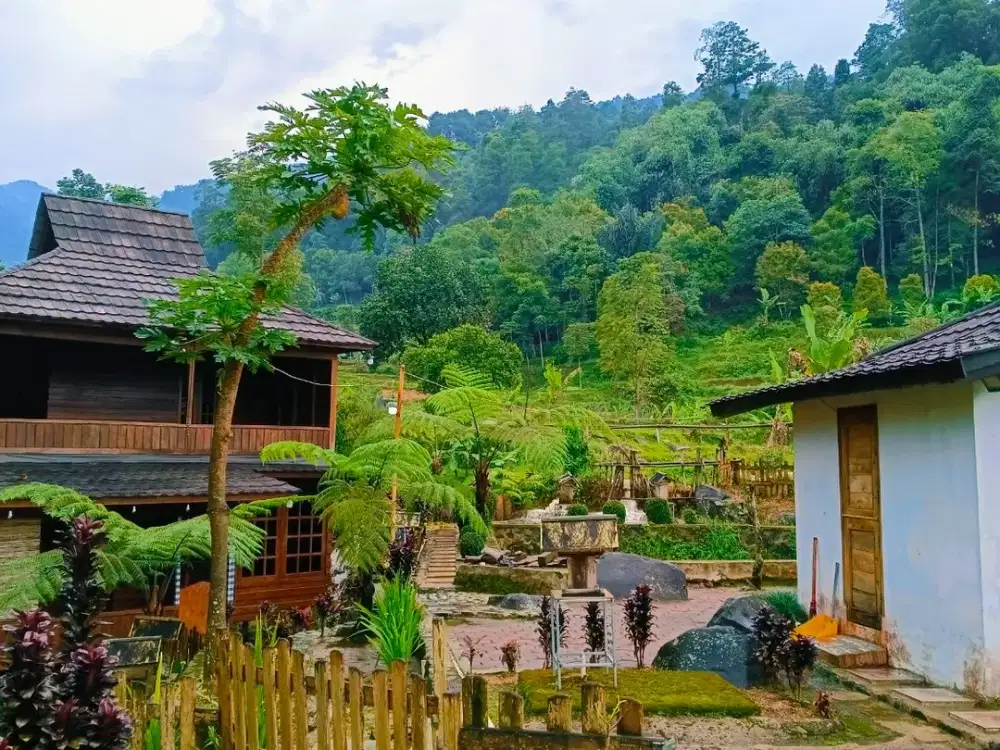 Dijual 2 Unit Rumah Villa Pinggir Sungai Udara Dingin Purwakarta