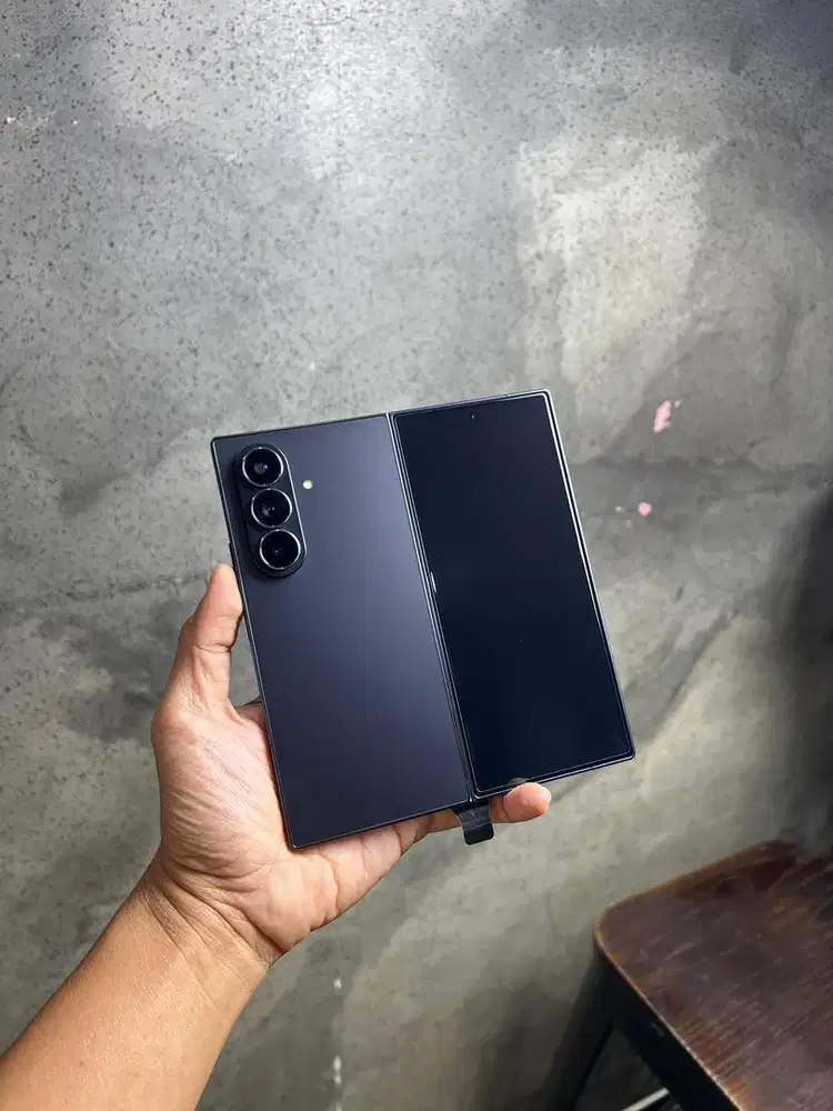 Samsung Z Fold 7 12/256Gb Black Garansi Panjang