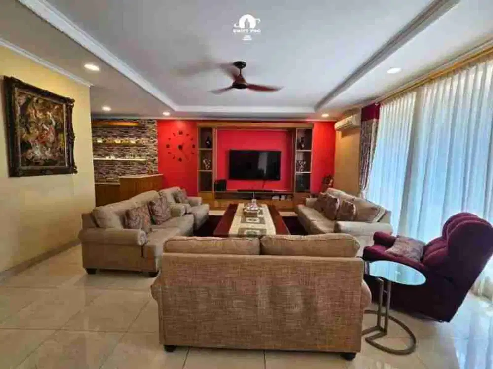Dijual Rumah strategis area haji Nawi Cipete