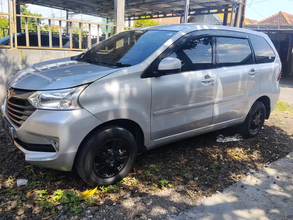 Daihatsu Xenia 2017 Bensin