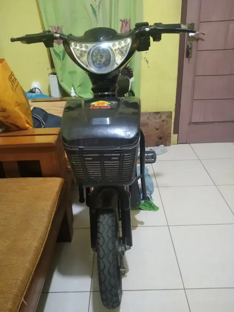 Sepeda Listrik Merk Indobike Type Akasia