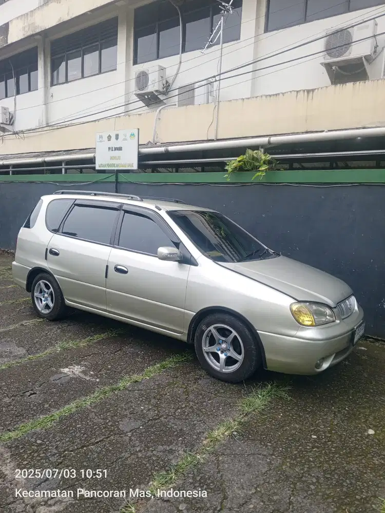 Kia Carnival 2001 Bensin