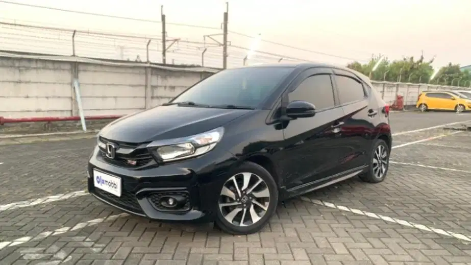 KM LOW PAJAK HIDUP HONDA BRIO 1.2 RS BENSIN-AT