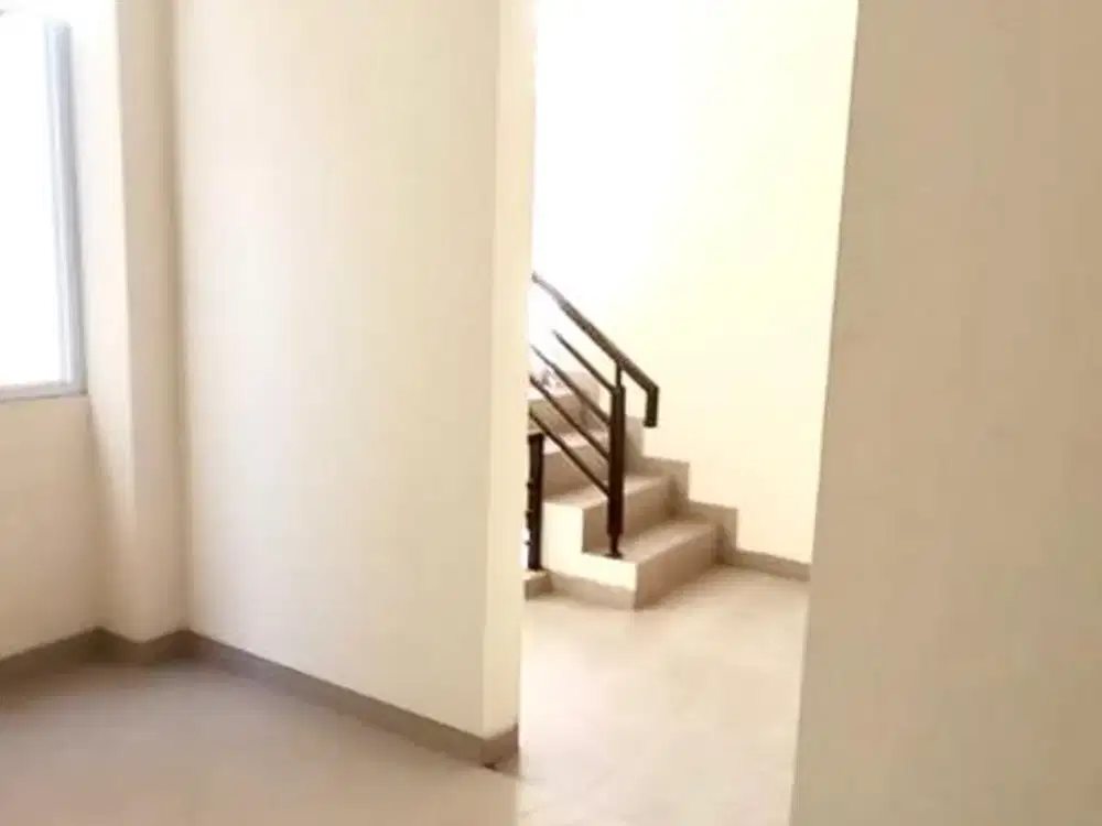 Dijual rumah di The Jimbaran residence Ancol Timur