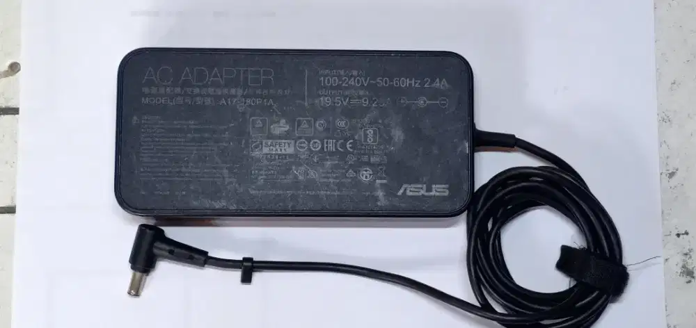Adaptor Laptop Asus ROG 19,5 V 9,25A