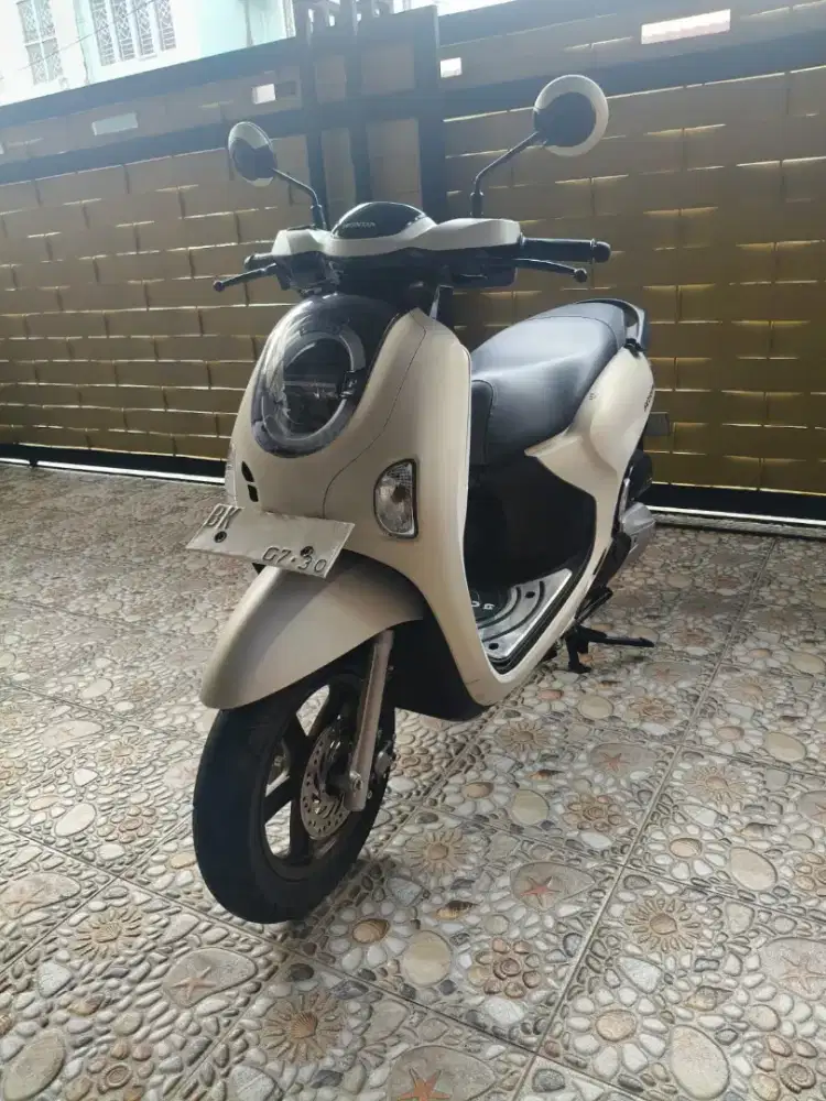 Scoopy Prestige,Keyless 2025