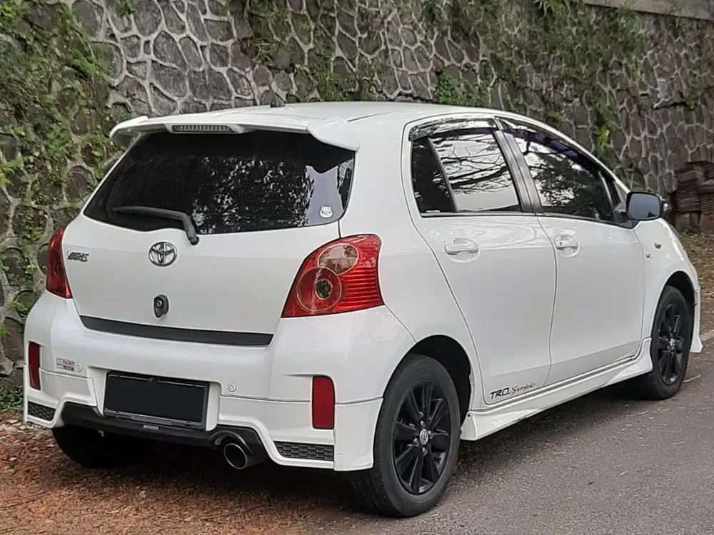 Toyota Yaris 2012 Bensin
