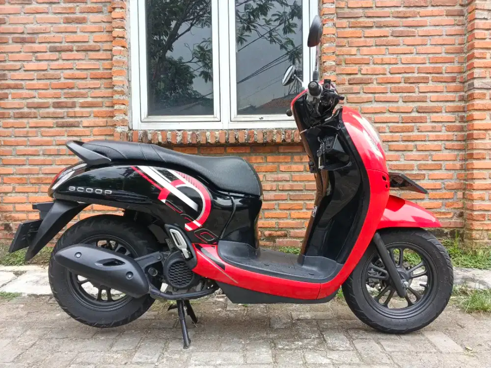 Honda Scoopy ISS Remote 2024 Km Low Mulus Pajak Hidup Panjang