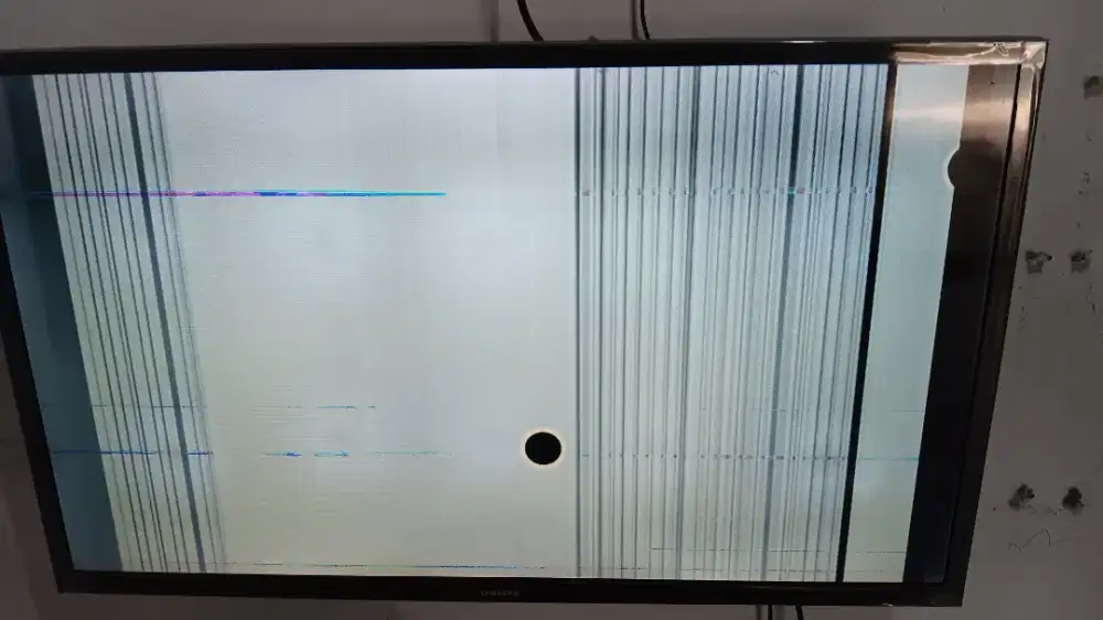 Samsung 32 inch bekas untuk kanibalan