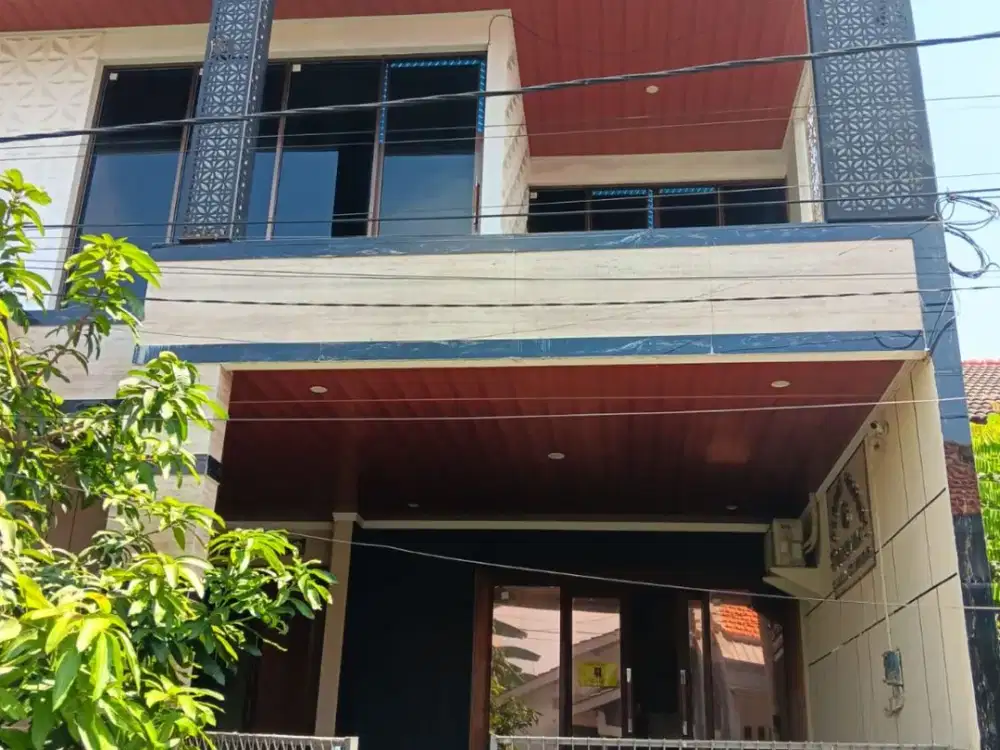 LUAS TANAH 200 M2 + KOLAM RENANG PRIBADI!! DIJUAL RUMAH VIA LELANG DI LEMAHPUTRO SIDOARJO (PERUM TAMAN PINANG INDAH)