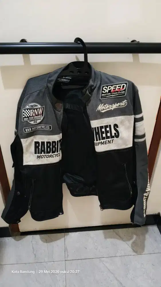 Jaket rabbit & wheels