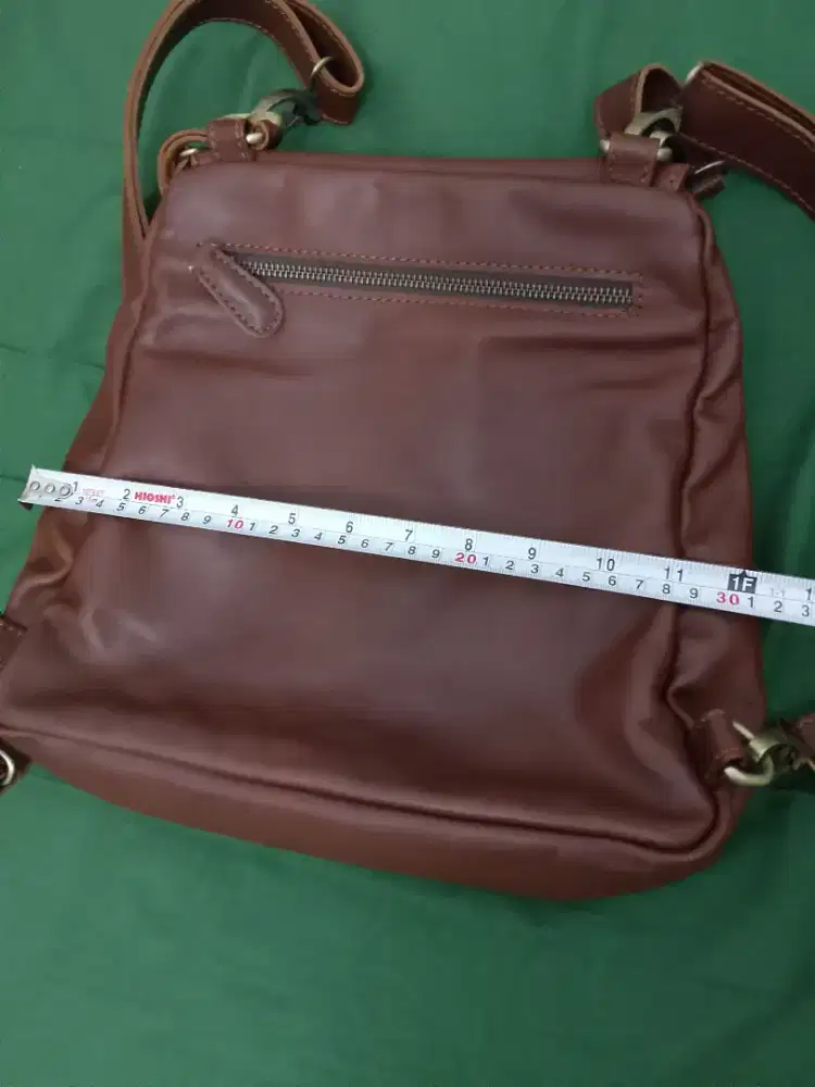 Tas kulit asli bisa ransel
