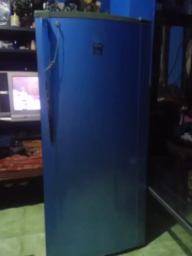 Kulkas 1 Pintu . Hanya suara Air saja