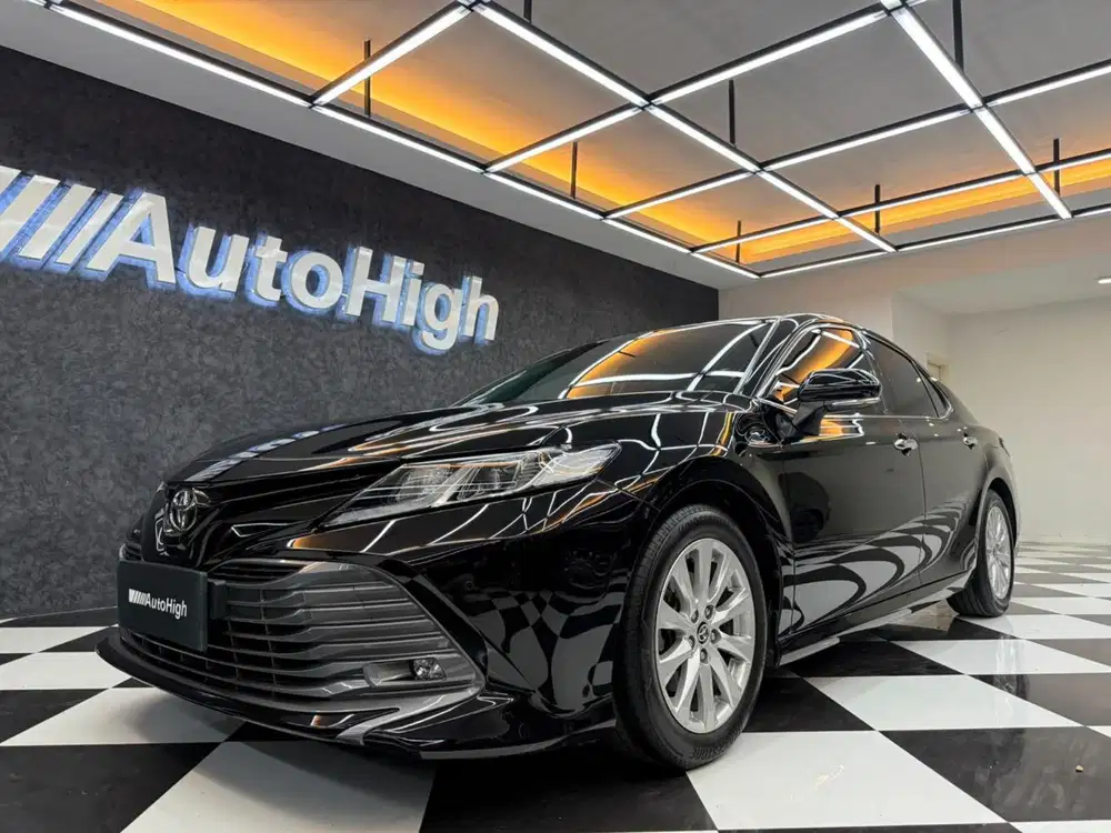 DP10% [Km19.000] Camry V 2021 Black Reg 2022 #AUTOHIGH