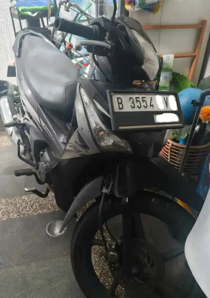 Di jual supra x helm in 2013