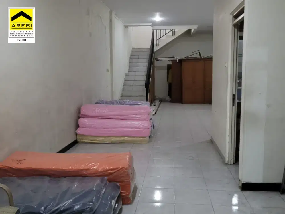 Rumah Strategis Siap Huni di Lingkungan Nyaman dan Akses Jalan Luas DI TKI