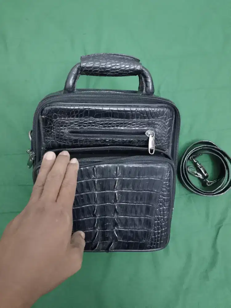Tas kulit buya asli