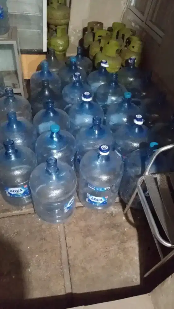 Jual GALON AQUA kosong,  Lok pondok cabe udik, Tangerang Selatan