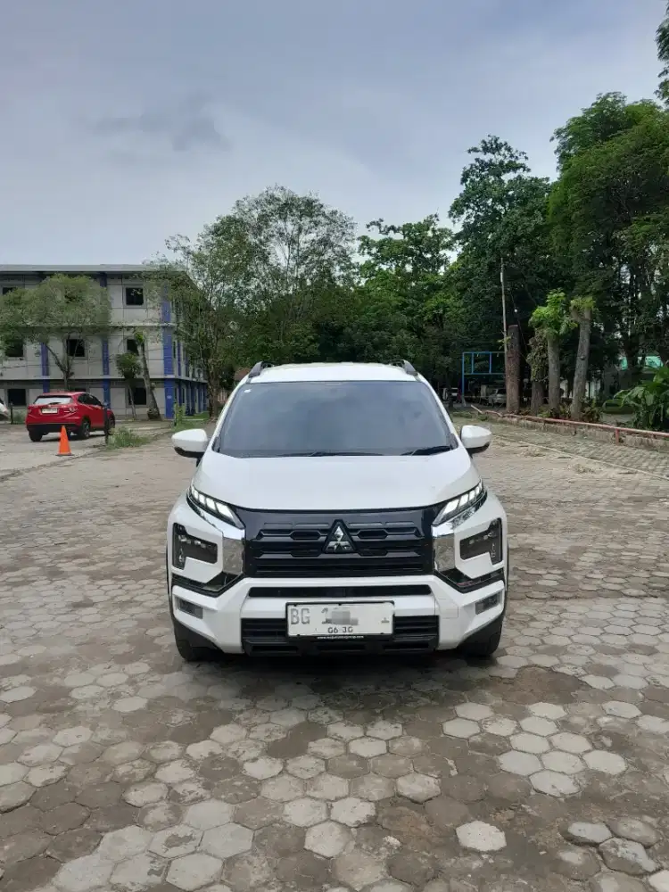 D jual xpander cross matic 2025