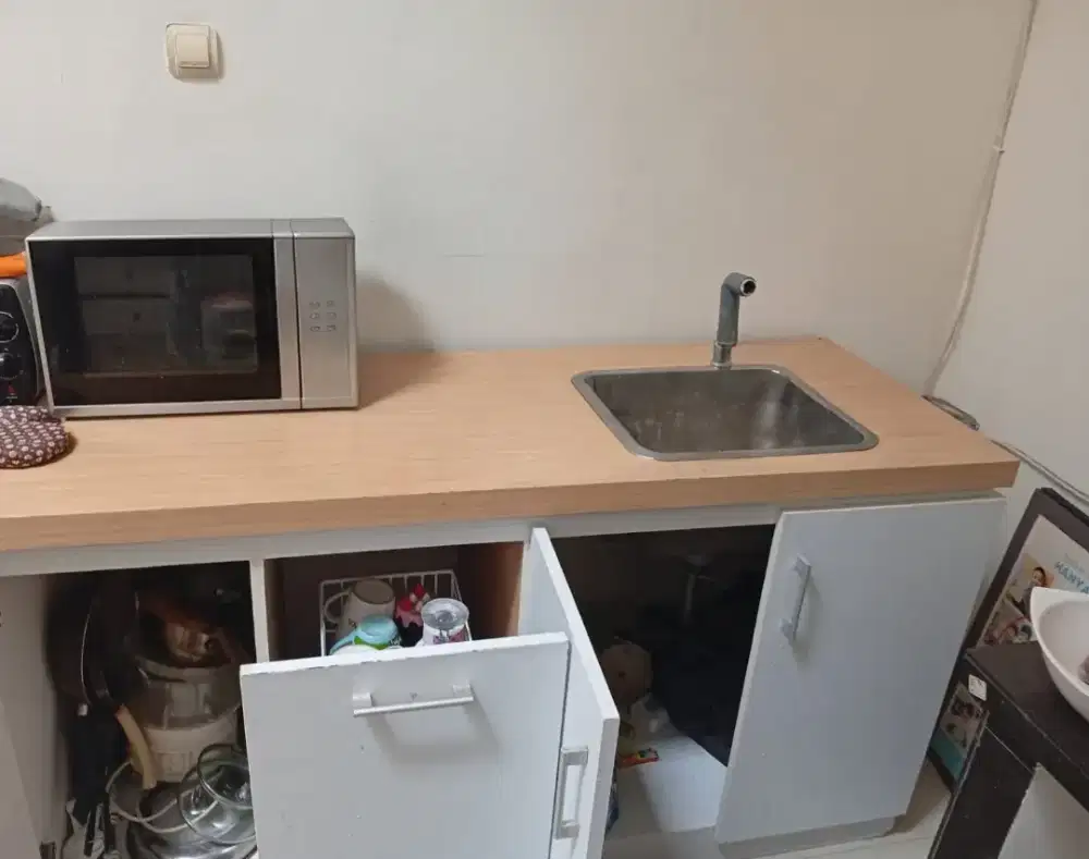 Lemari Dapur Panjang 1,5 meter ada 2 unit