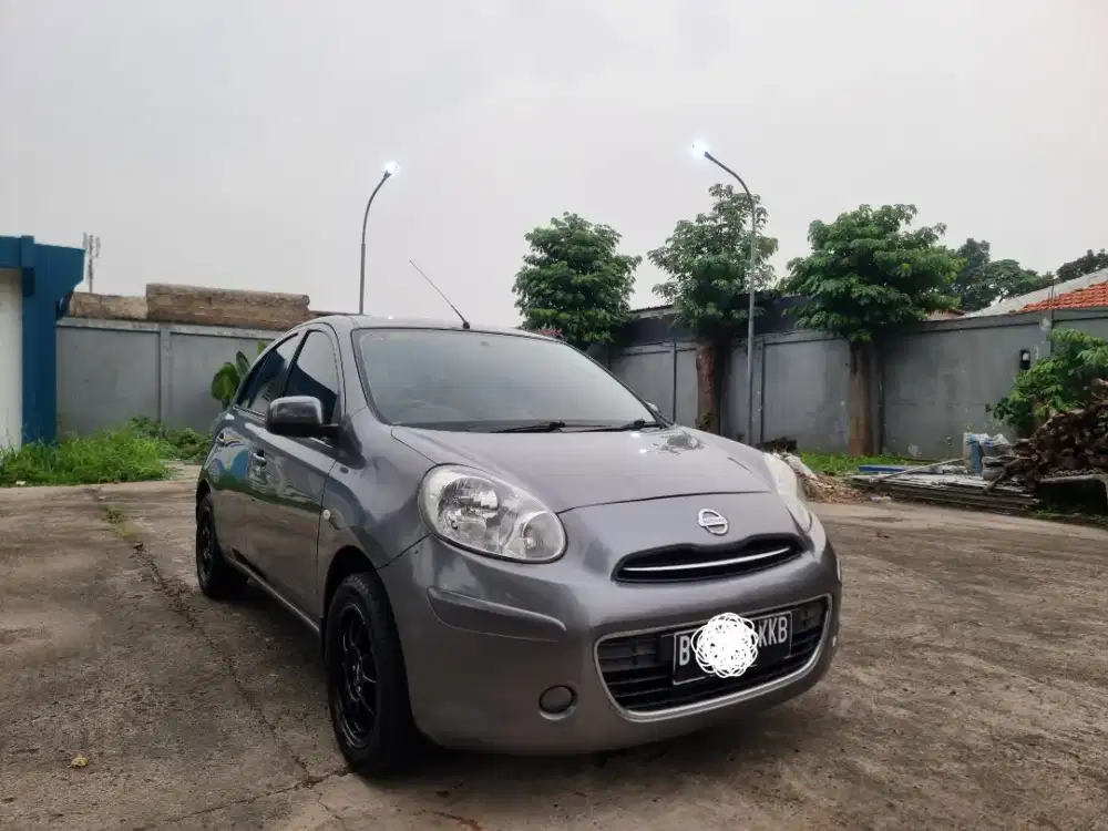 Nissan March Automatic