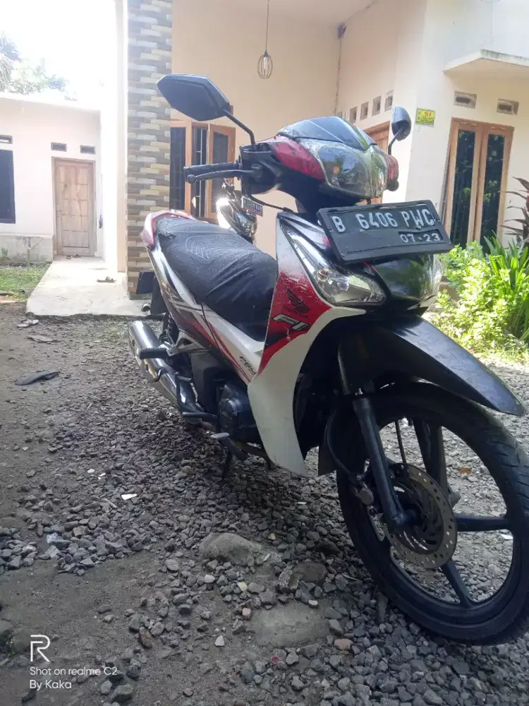 Supra Helm in 2013 Lengkap pajak 2020 plat 2023 B dki
