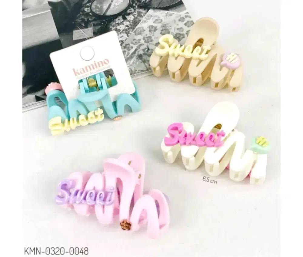 Jepit Jedai Jepit Salon Besar Lengkungan Mix Soft Doff  Kupu-Kupu 6 Cm