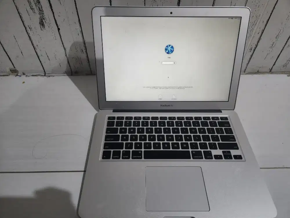 Macbook Air 13 inch Mid-2012