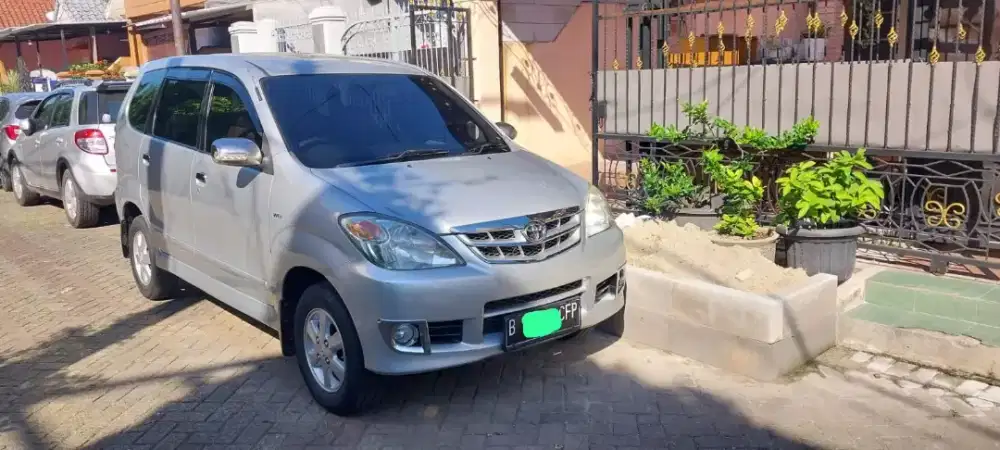 Avanza Matic 2011