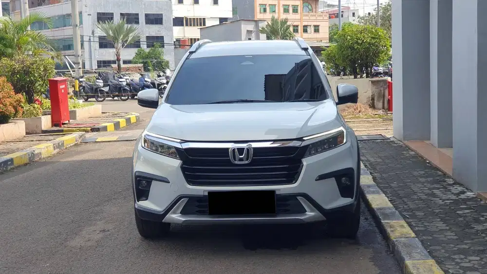 Honda BR-V BRV BR V Prestige 1.5 Sensing Putih Mutiara 2023 Like New