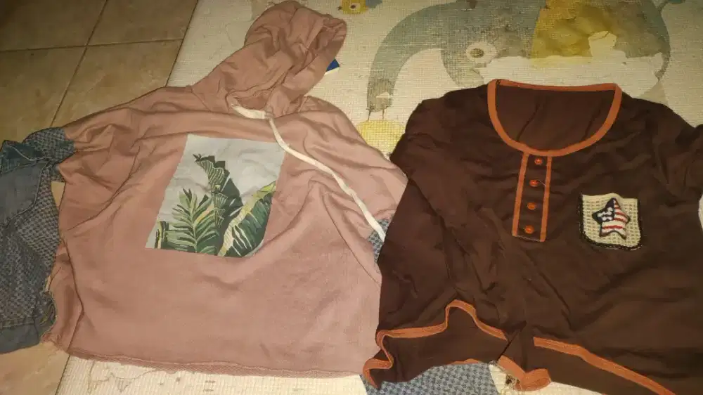 baju remaja wanita usia 10,11,12tahun bekas, Masih layak