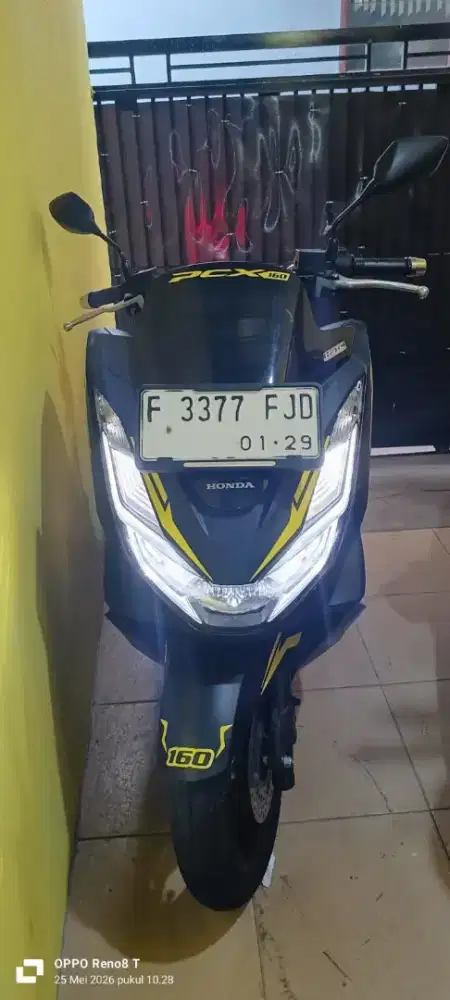 Honda pcx 160 abs plat F bogor like new