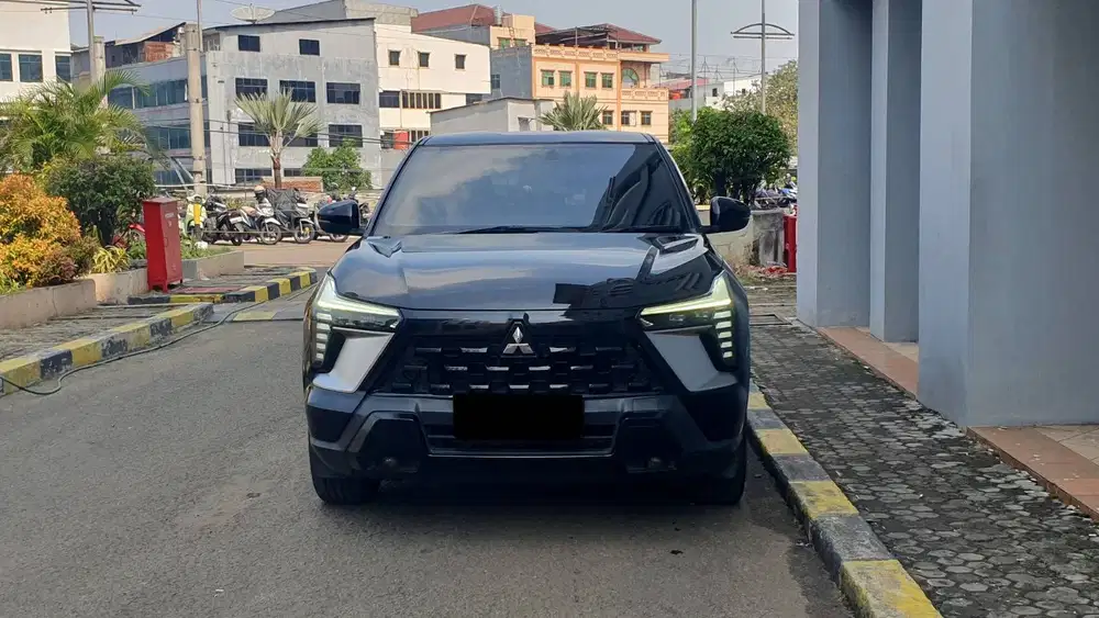 Mitsubishi XForce X Force 1.5 Ultimate 2024 NIK 2023 Like New Low KM