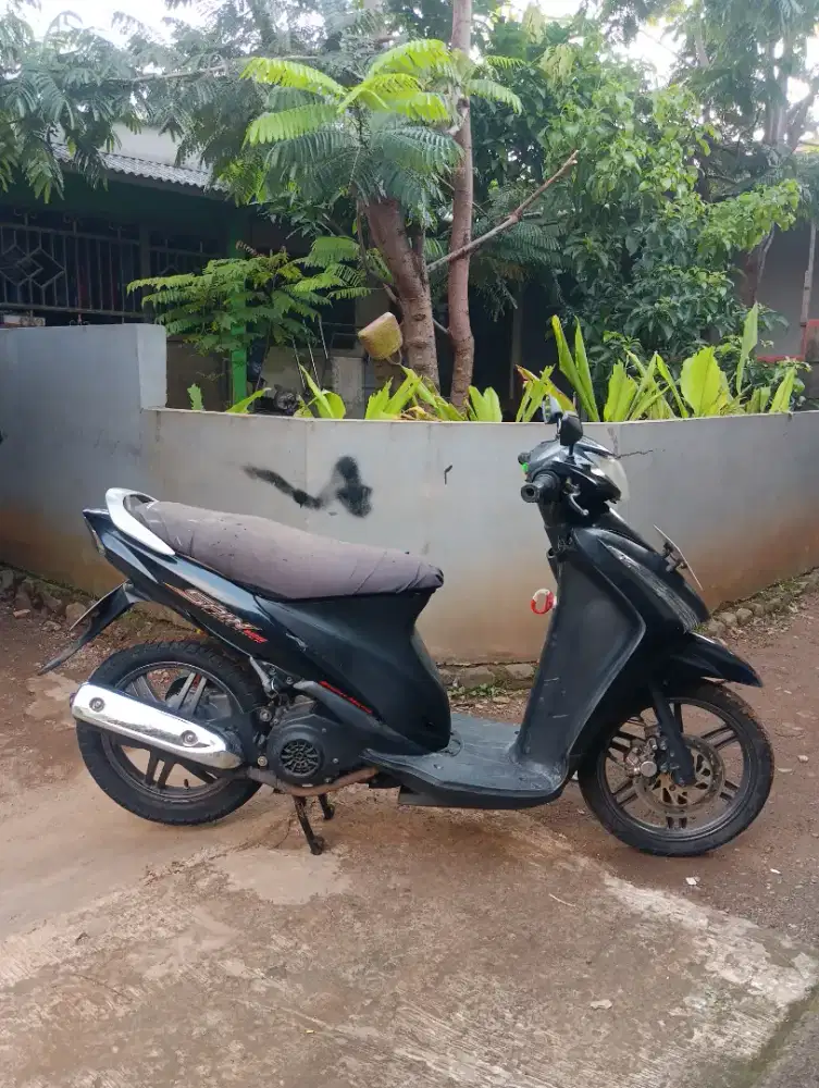 SUZUKI SPIN 125 NIGHT RIDER