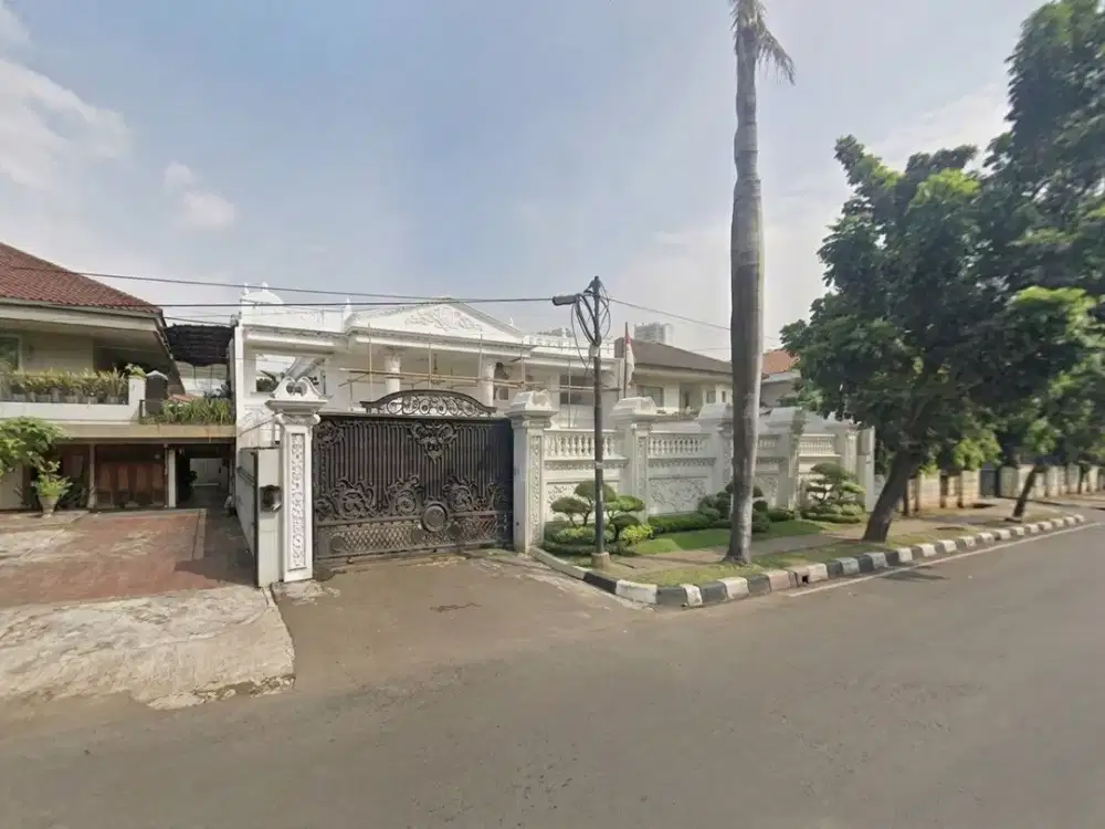 Rumah 2Lt di Jalan Utama Metro Pondok Indah, Harga Dibawah Pasar