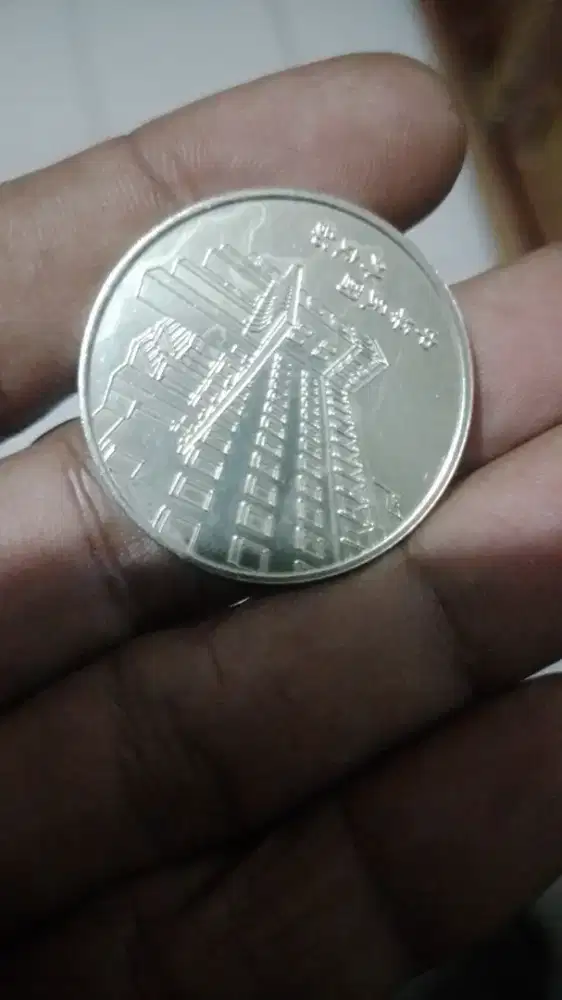 Koin medali perak asli