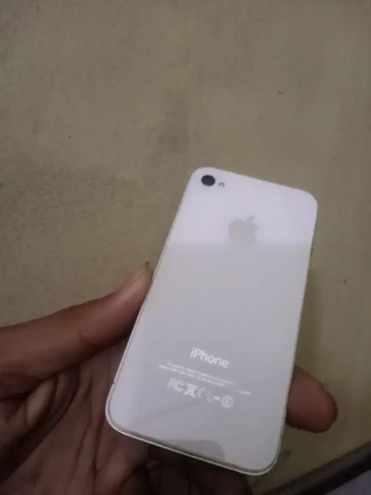 Apple iPhone 4 mati nego
